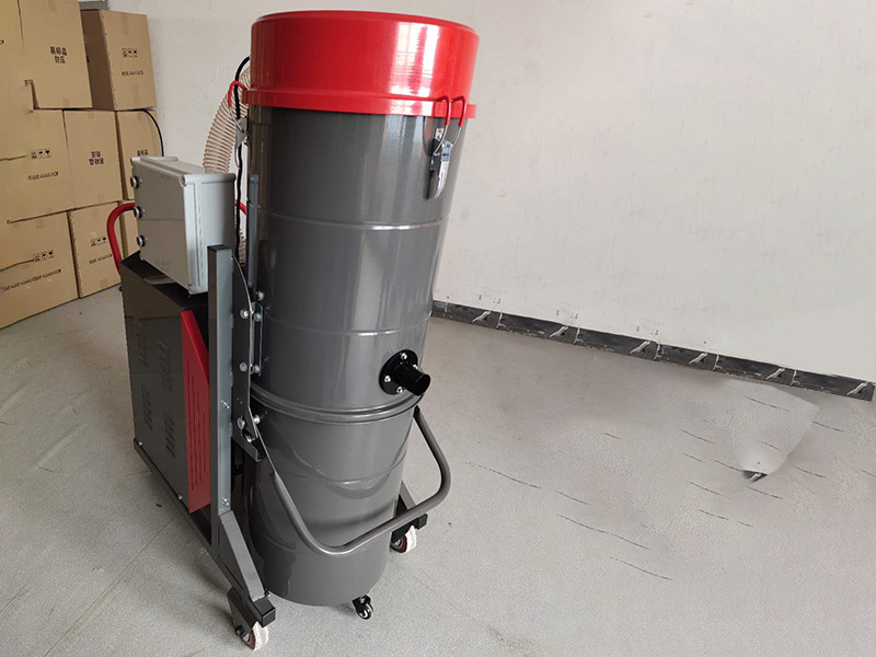 工业吸尘器